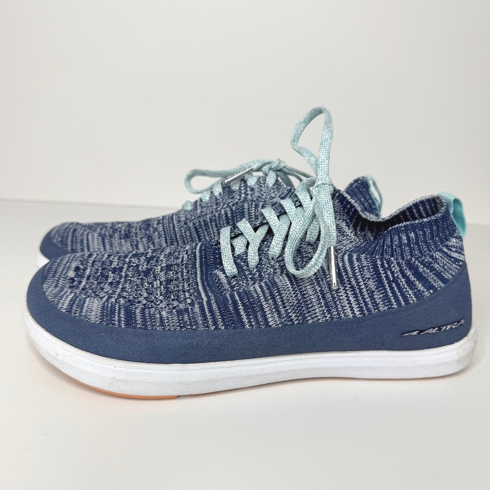 Altra Escalante 1.5 Women's 7.5 Blue Running Shoes Zero Drop Knit‎ Sneakers